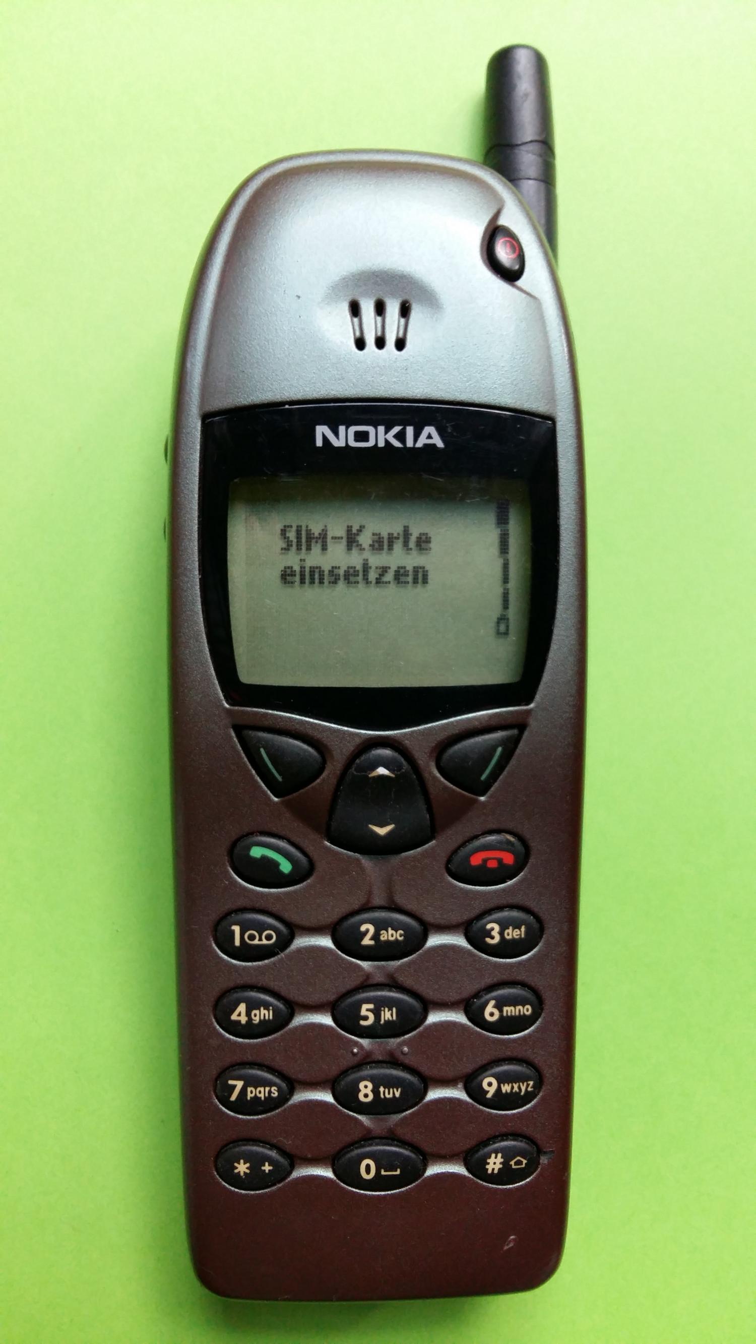 image-7304960-Nokia 6110 (3)1.jpg